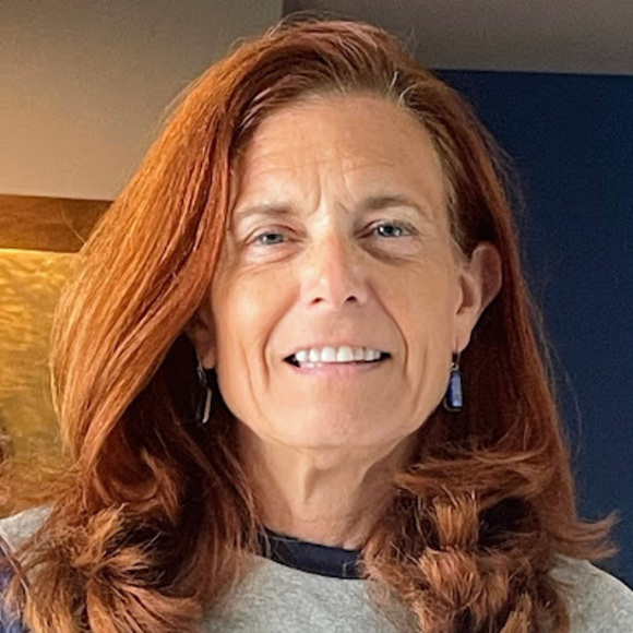 Meet your Posher, Lori - Picture 1 of 1